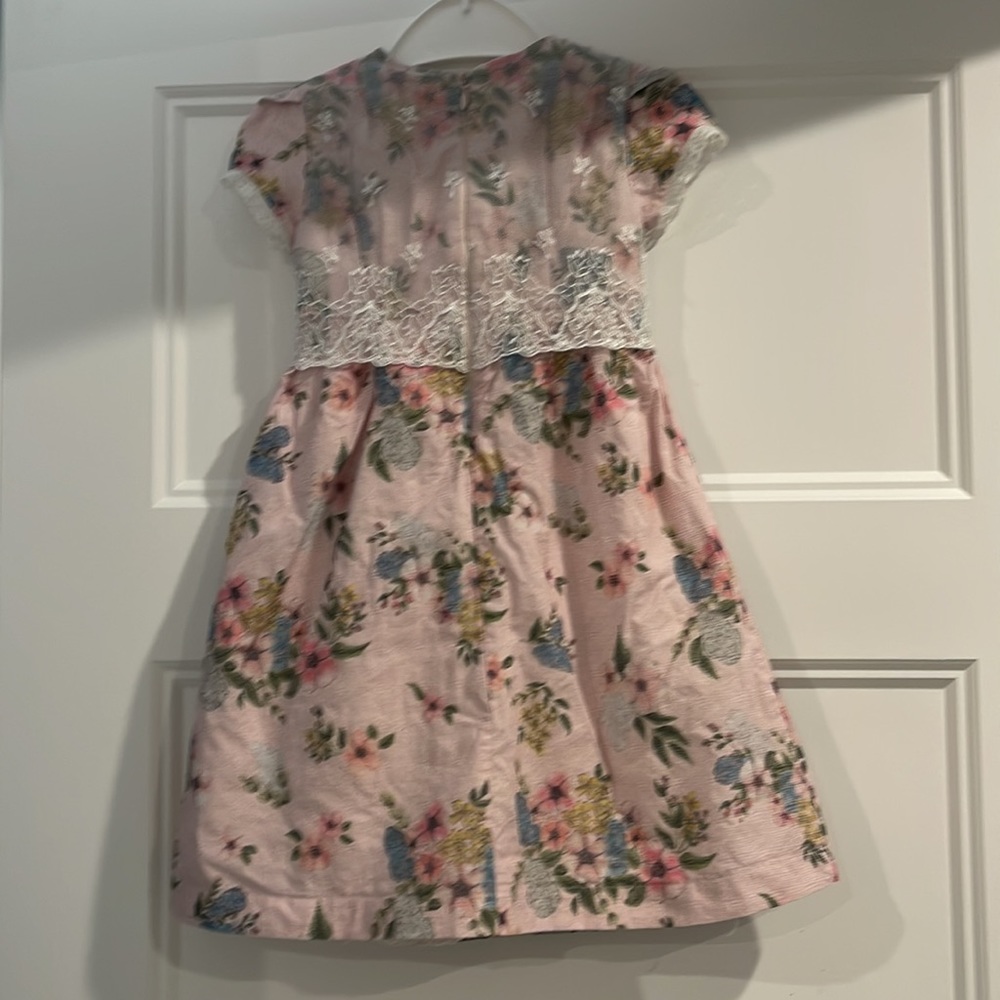 Pretty Spring/Easter dress. 2T - Picture 3 of 6